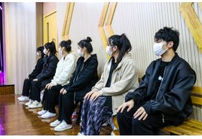 扣逼出水"北音附中高三表演专业阶段性考试"